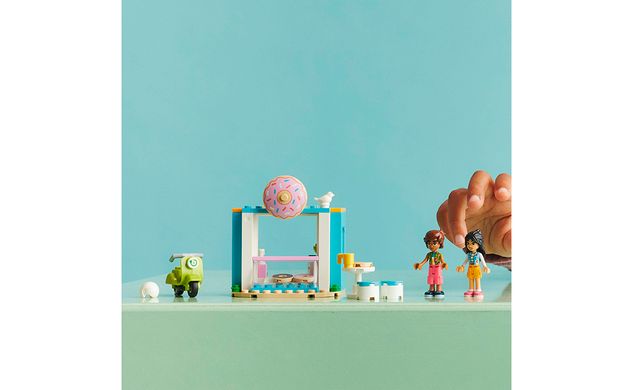 Конструктор LEGO Friends Магазин пончиков