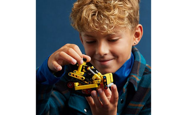 Конструктор LEGO Technic Сверхмощный бульдозер