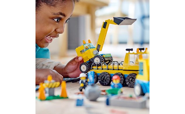 Конструктор LEGO City Строительный грузовик и шаровидный кран-таран