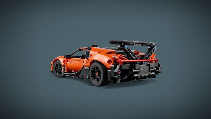 Набір LEGO Technic Гіперкар Bugatti Chiron Pur Sport