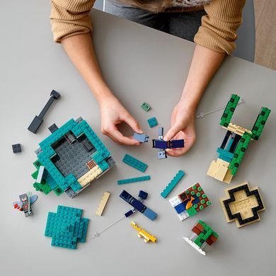 Конструктор LEGO Minecraft "Небесна вежа"