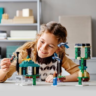 Конструктор LEGO Minecraft "Небесна вежа"