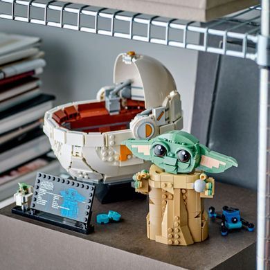Конструктор LEGO Star Wars Ґроґу в повітряній колисці