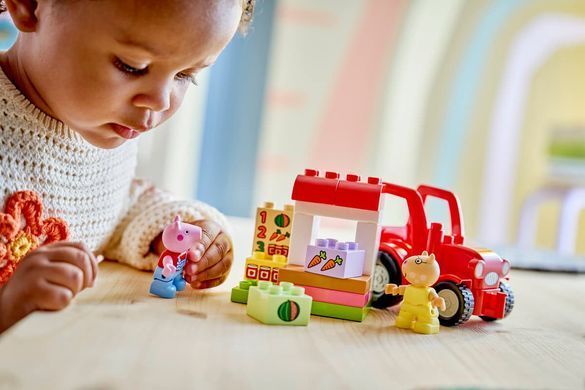 Конструктор LEGO Duplo Трактор і ринок