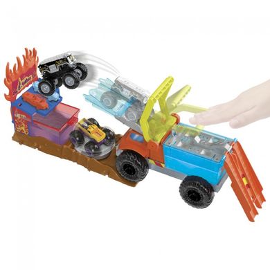 Игровой набор "Пожарное спасение" из серии "Измени цвет" Monster Trucks Hot Wheels