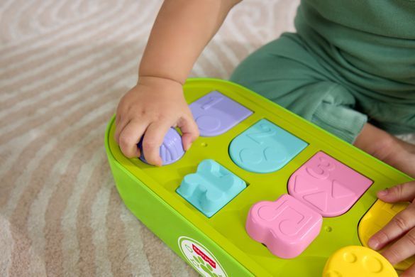 Розвиваюча іграшка "Хованки зі звірятами" Fisher-Price