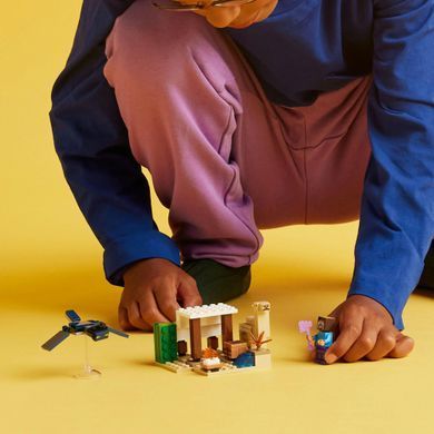 Конструктор LEGO Minecraft Експедиція Стіва в пустелю