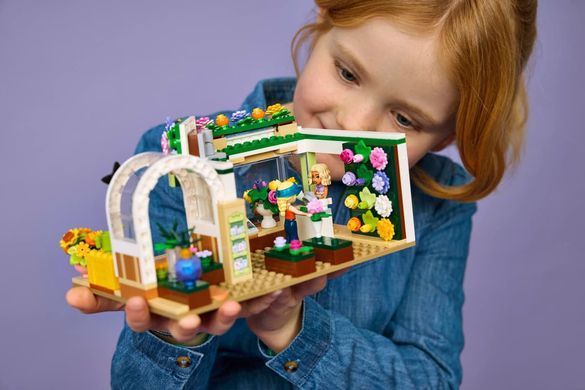 Конструктор LEGO Friends Творча квіткова крамниця