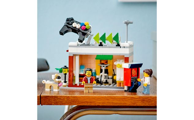Конструктор LEGO Creator Лапшичная в центре города