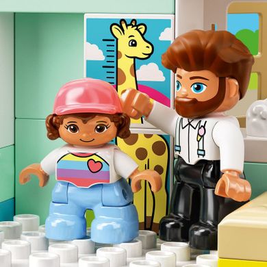 Конструктор LEGO DUPLO Town Похід до лікаря