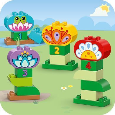 Конструктор LEGO DUPLO Town Творчий сад і квіти