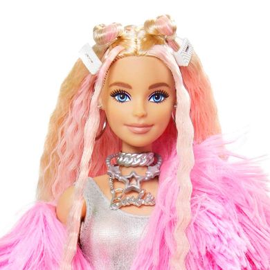 Кукла Barbie "Экстра" в розовом пушистом жакете