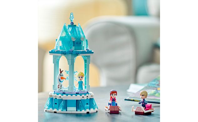 Конструктор LEGO Disney Чарівна карусель Анни й Ельзи