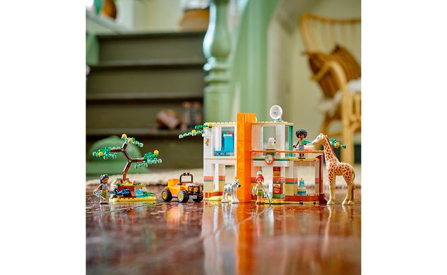 Конструктор LEGO Friends Спасательная станция Мии для диких зверей