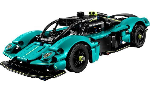 Набір LEGO Technic Aston Martin Valkyrie