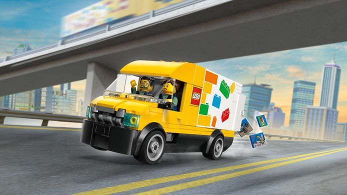 Набір LEGO City Фургон LEGO&reg;