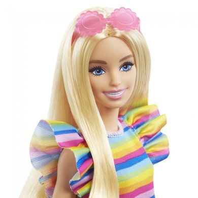 Лялька Barbie "Модниця" з брекетами у смугастій сукні