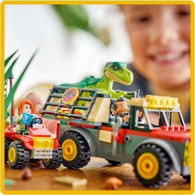 Конструктор LEGO&reg; Jurassic World Вантажівка для перевезення молодого тиранозавра