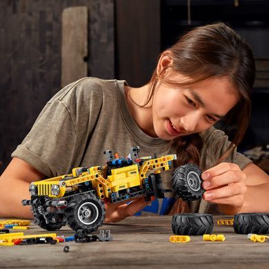 Конструктор LEGO Technic Jeep Wrangler (42122)  , 9+, Technic&trade;, Унісекс