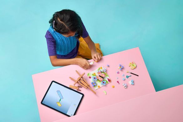 Набір LEGO Creator Декоративний живопис &laquo;Квіткове мистецтво&raquo;