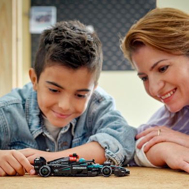 Конструктор LEGO Speed Champions Автомобіль для перегонів Mercedes-AMG F1 W15