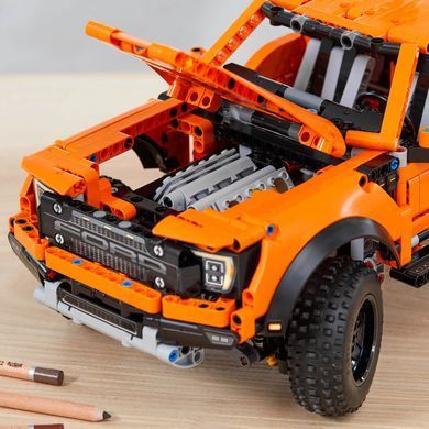 Конструктор LEGO Technic Ford&reg; F-150 Raptor (42126)  , 18+, Technic&trade;, Хлопчик