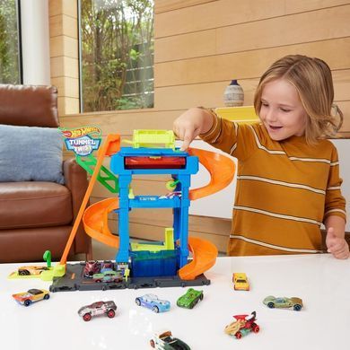 Трек Hot Wheels City Автомийка: Шалені віражі