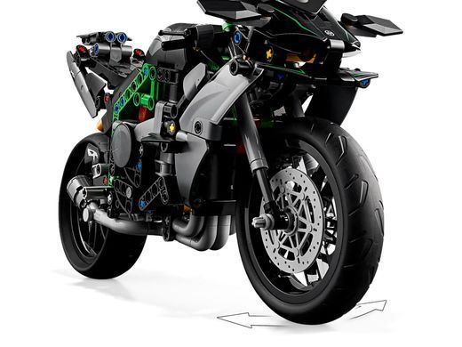 Конструктор LEGO Technic Мотоцикл Kawasaki Ninja H2R 643 деталі (42170)