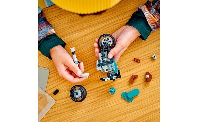 Конструктор LEGO Creator Вінтажний мотоцикл
