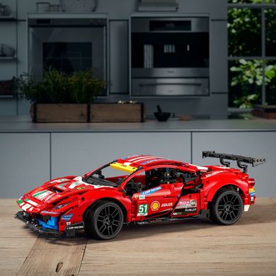 Конструктор LEGO Technic Ferrari 488 GTE «AF Corse #51», 18+, Technic™, Хлопчик