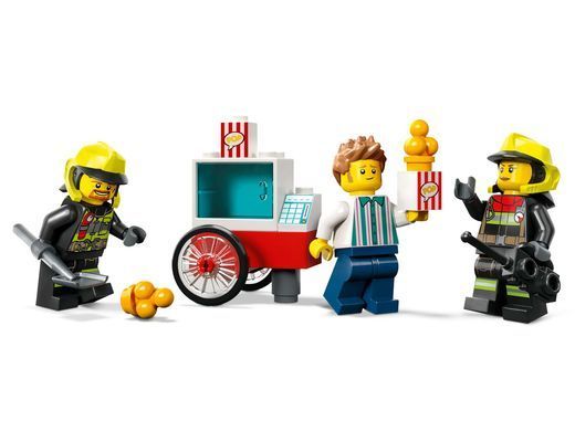 Конструктор LEGO City Fire Department Пожежне депо та пожежна машина 153 деталі (60375)