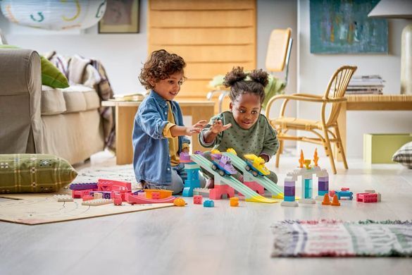 Конструктор LEGO DUPLO 3 в 1 Цікаві гірки та трампліни з автомобілями