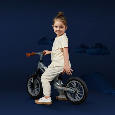 Беговел детский Qplay RACER с надувными колесами (Grey)