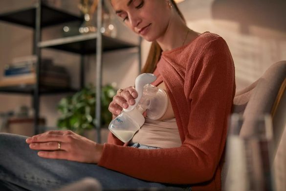Молоковідсмоктувач механічний Philips AVENT SCF430/13 з контейнерами для молока